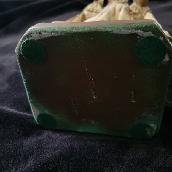 Vintage Infant of Prague Statue Child Jesus Statue Chalkware Figure 17 Inches - Picture 7 of 11